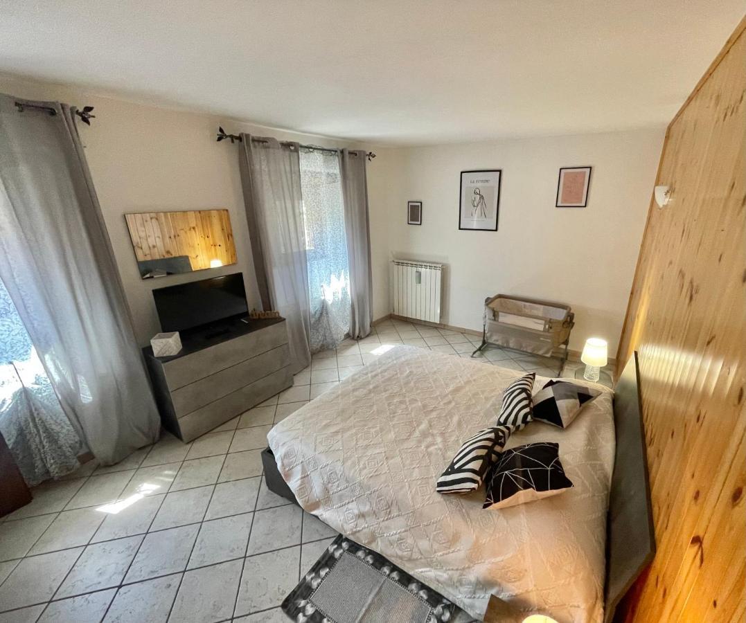 La Torre Apartment Arnad Luaran gambar