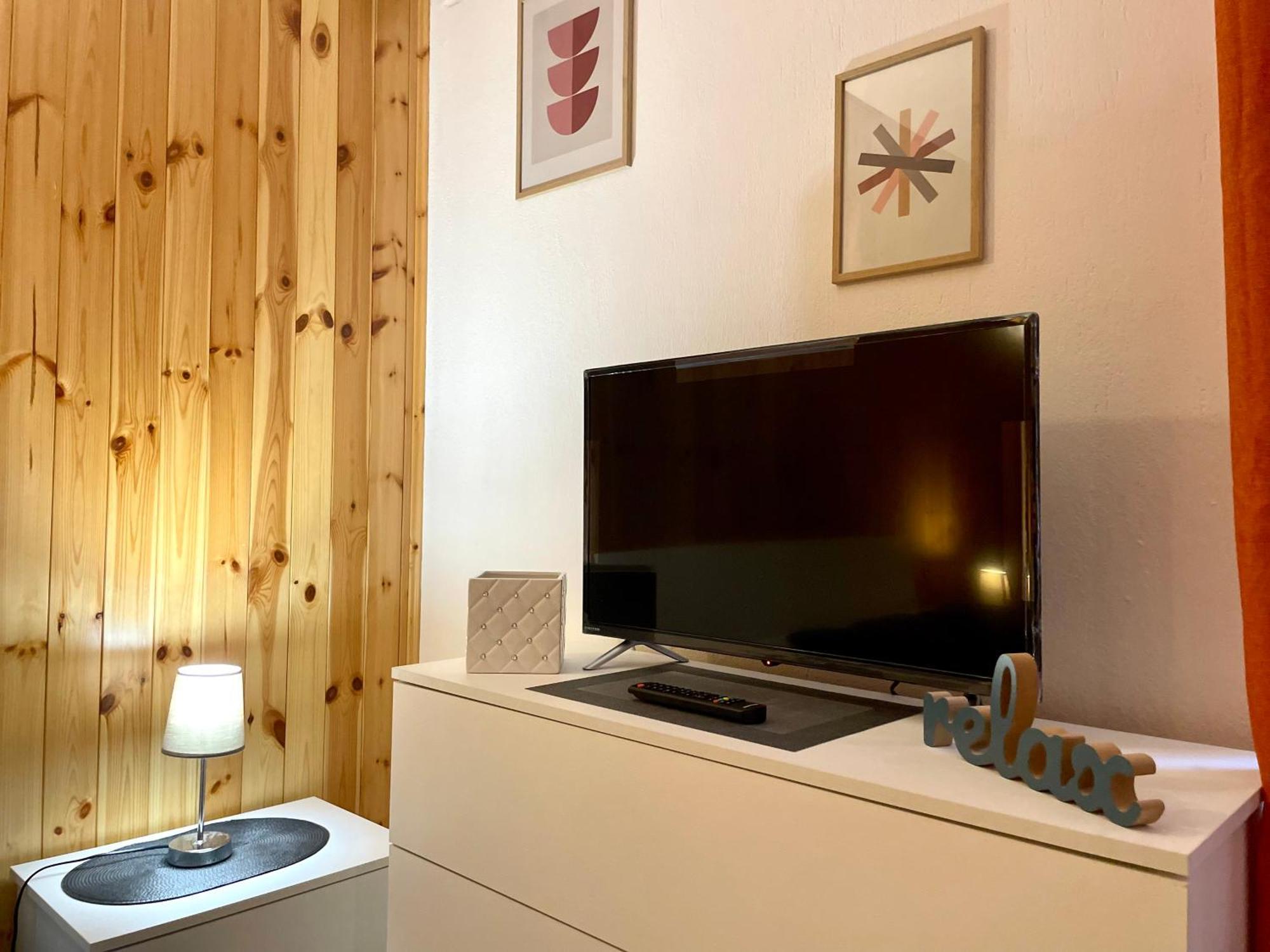 La Torre Apartment Arnad Luaran gambar