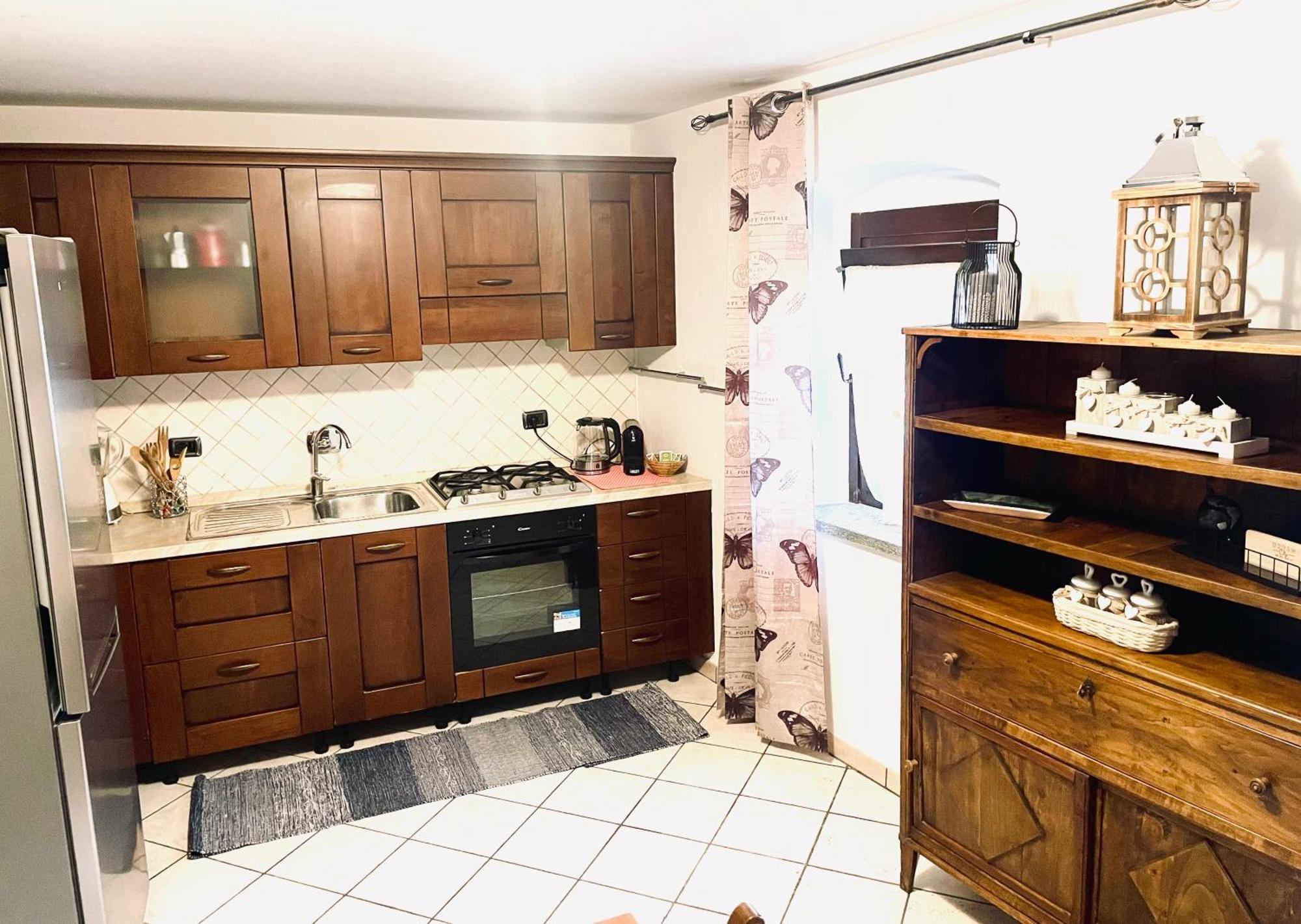 La Torre Apartment Arnad Luaran gambar